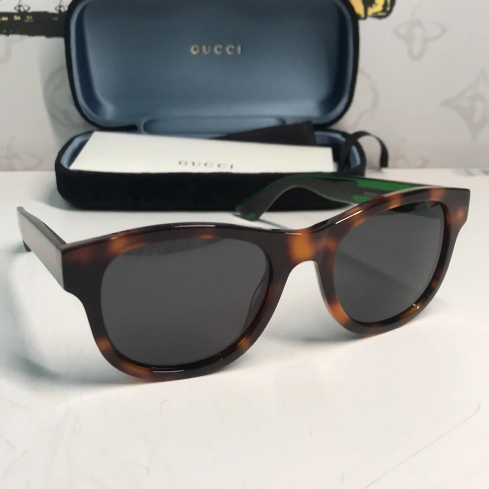 ✨ Brand New Gucci GG0003SN 003 Sunglasses – Havana with Green and Red Stripe ✨